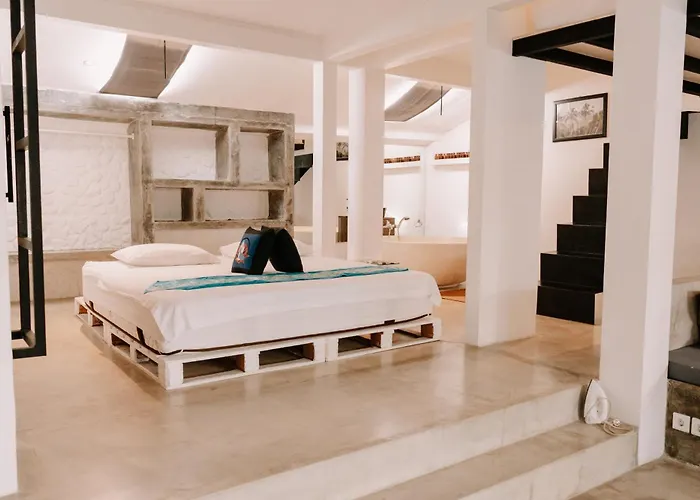 Chic And Cozy Studio
