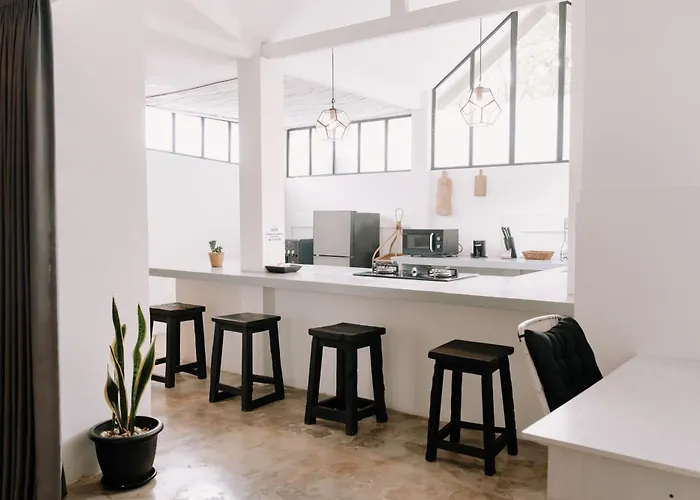 Chic And Cozy Studio