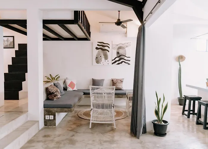Chic And Cozy Studio